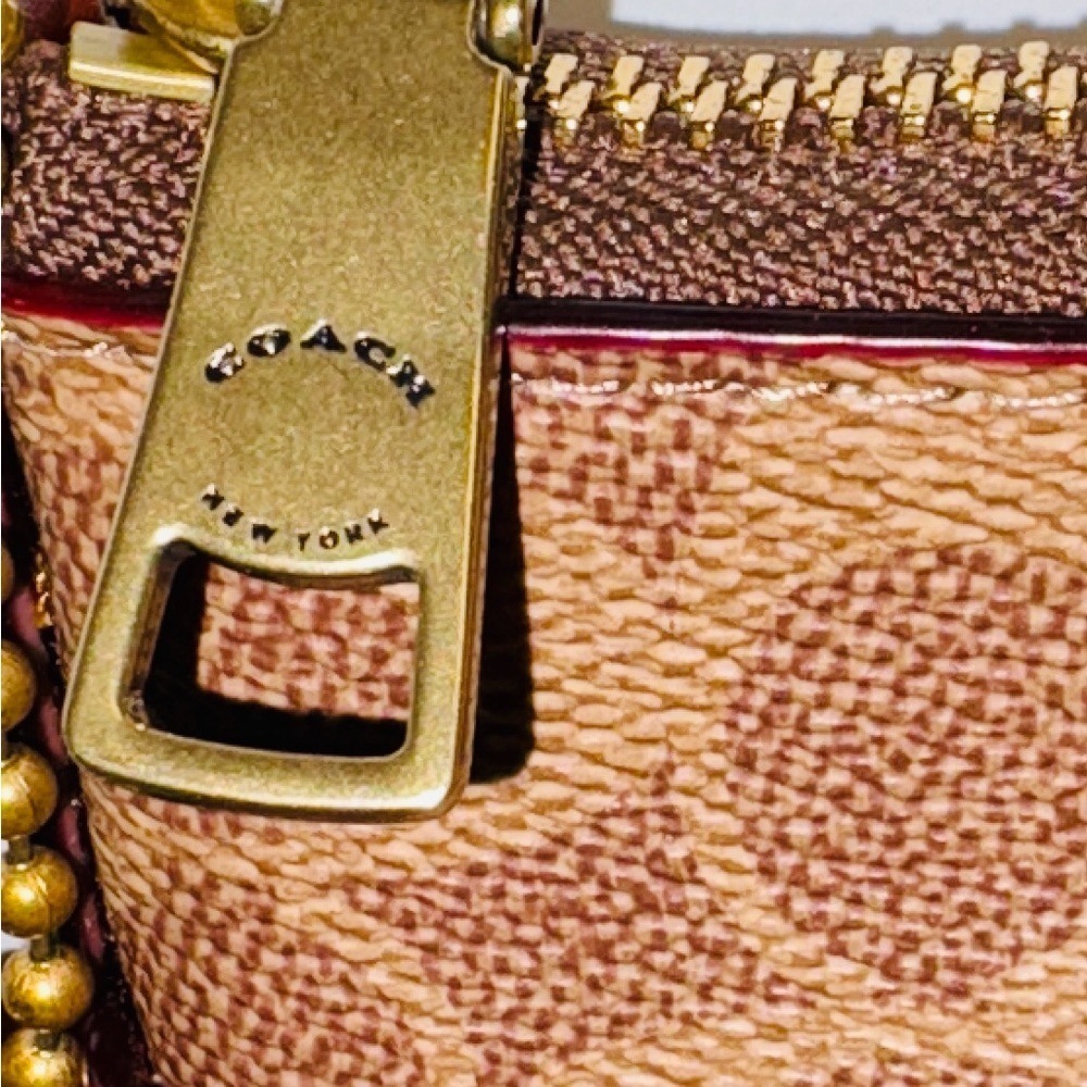 Coach Kitt Messenger
Crossbody In Tan and Rust - Picture 13 of 14